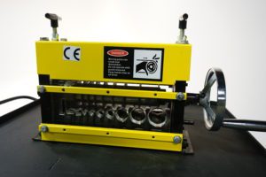 BWS-38-MF-DA - drill powered manual wire stripping machine